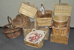 A collection of assorted hamper and picnic baskets.