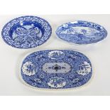 A Spode pearlware drainer, early 19th century, blue transfer printed with chinoiserie scenes,