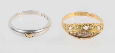 A yellow metal graduated five stone diamond ring, hallmarked 18ct gold, Birmingham, 1918.