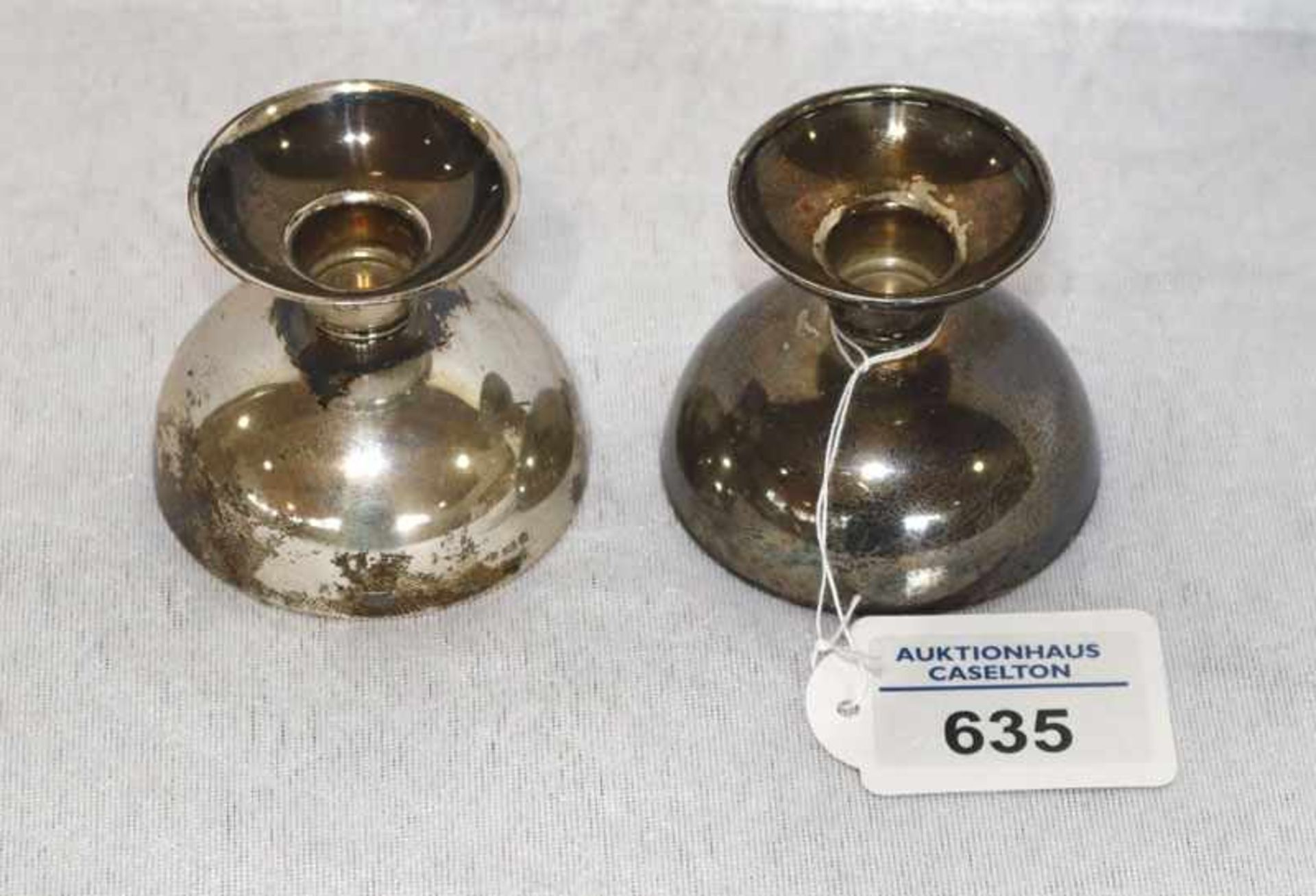 Paar Kerzenleuchter, 835 Silber, gefüllt, H 5 cm, D 6,5 cm, Gebrauchsspuren