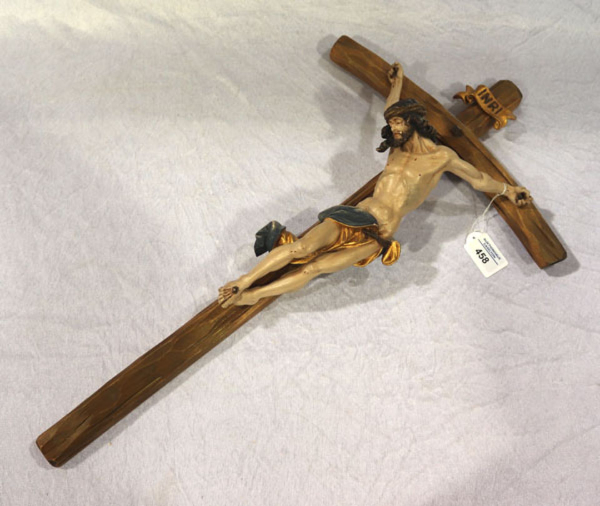 Holzkreuz mit Korpus Christi, farbig gefaßt, H 64 cm, B 36 cm