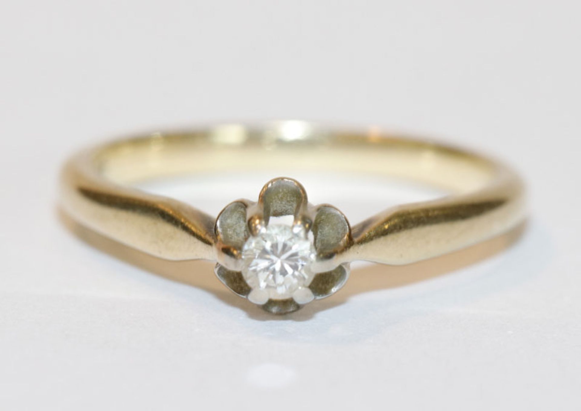 14 k Gelbgold Ring mit Diamant, 2,7 gr., Gr. 55