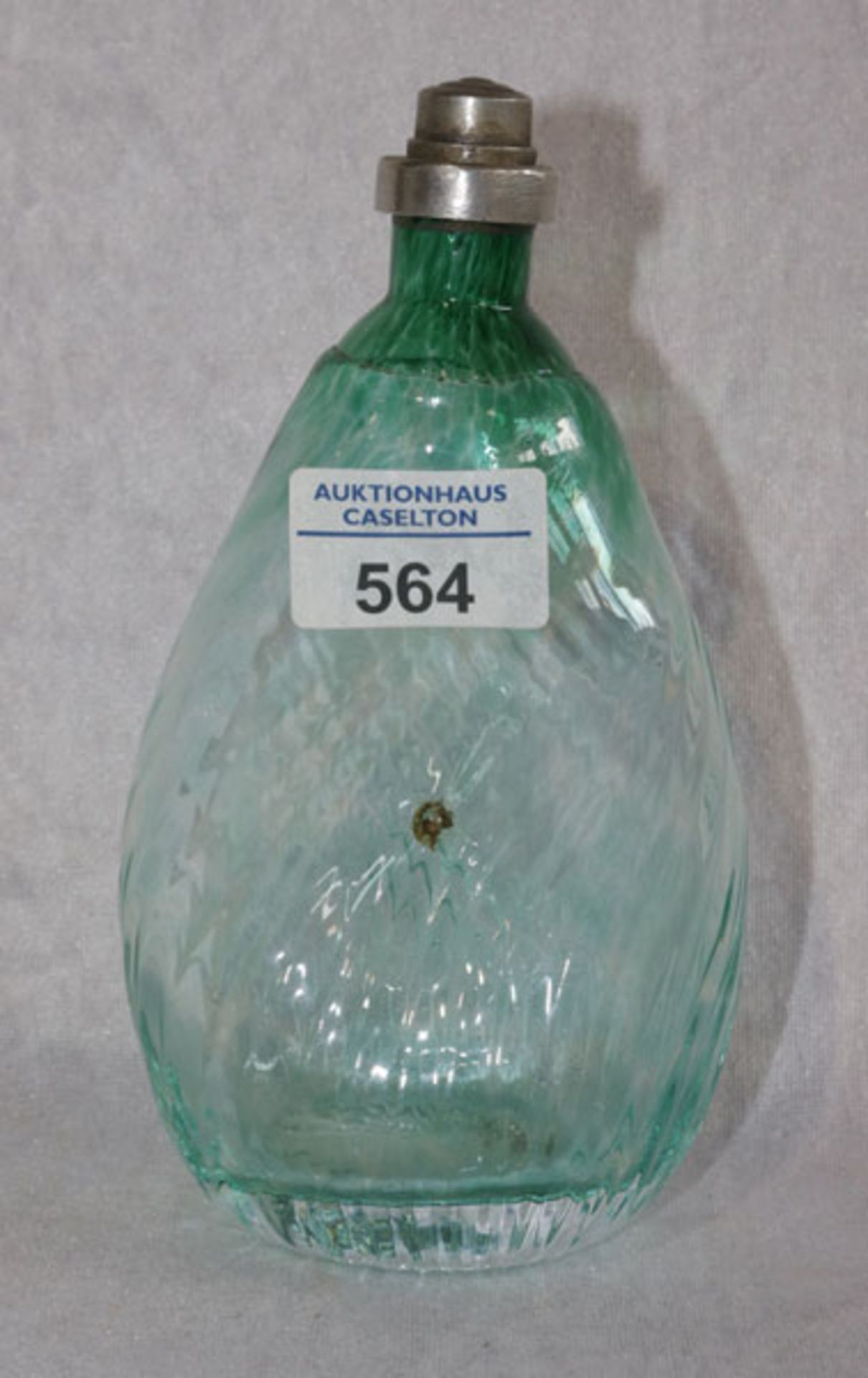 Kramsacher Nabelflasche, Tirol, hellgrünes Glas, H 19 cm