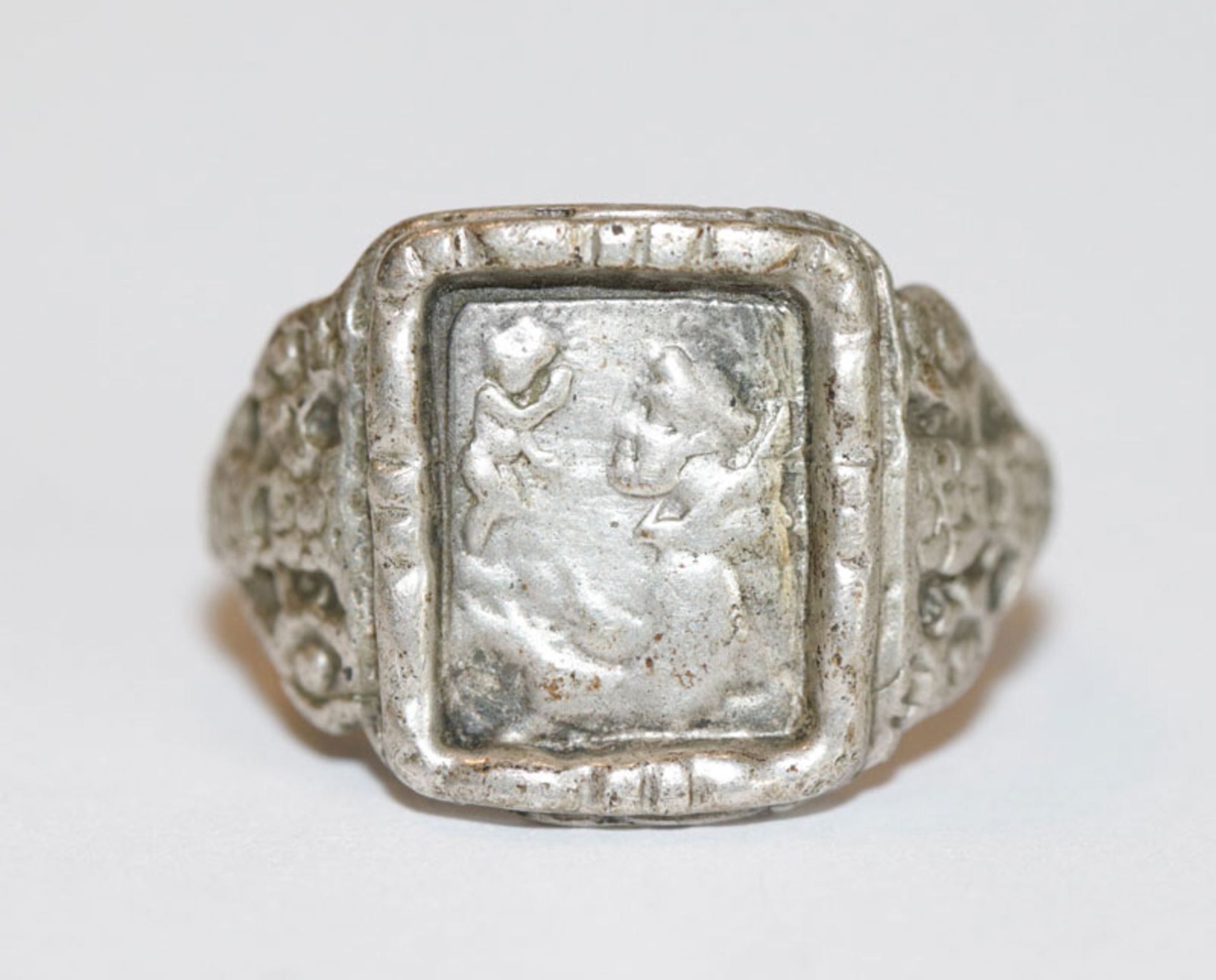 Silber Antonius Ring, Gr. 53, Tragespuren