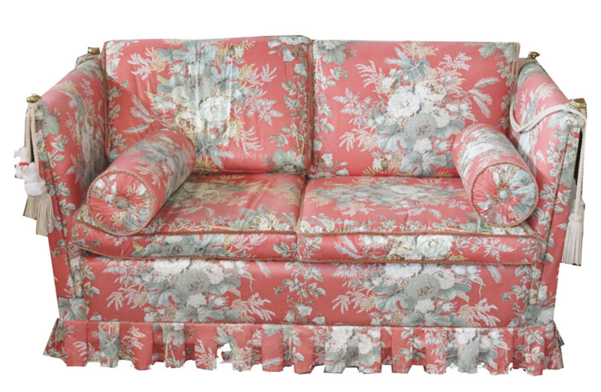 Sofa, 2-sitzer, gepolstert und rot mit asiatischem Dekor bezogen, H 86 cm, T 153 cm, T 53 cm, gut