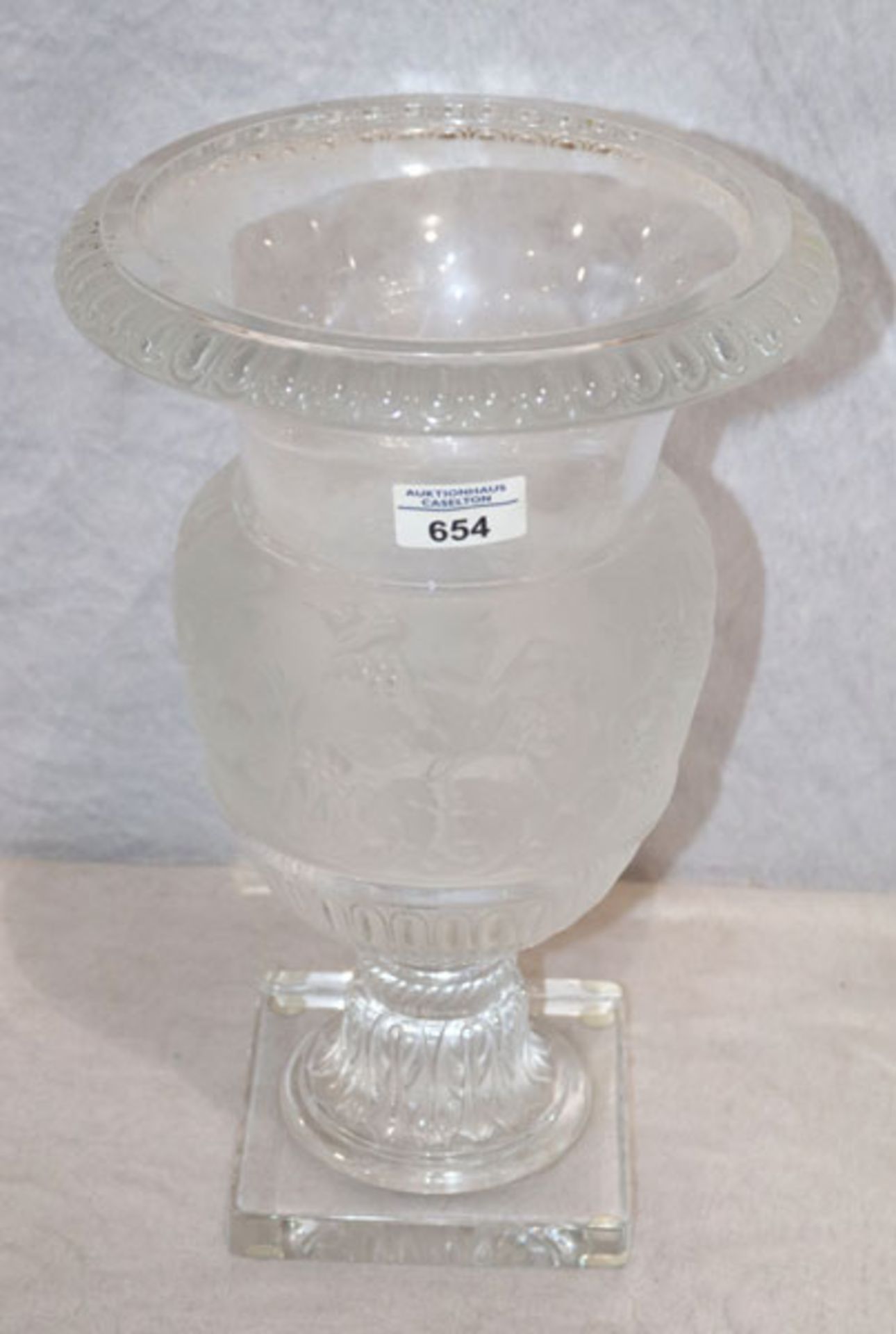 Lalique Versailles Vase, die Versailles Vase wurde ursprünglich 1939 von René Lalique entworfen