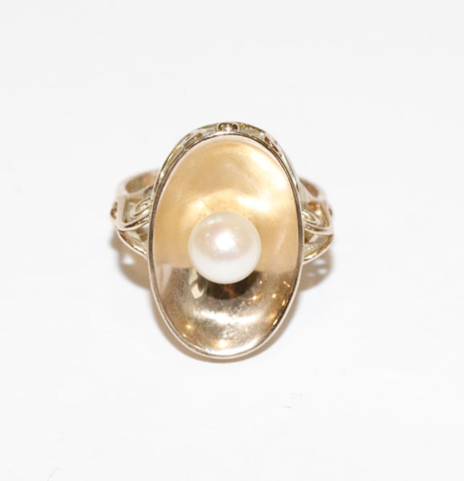 14 k Gelbgold Ring mit Perle, 5,4 gr., gr. 53