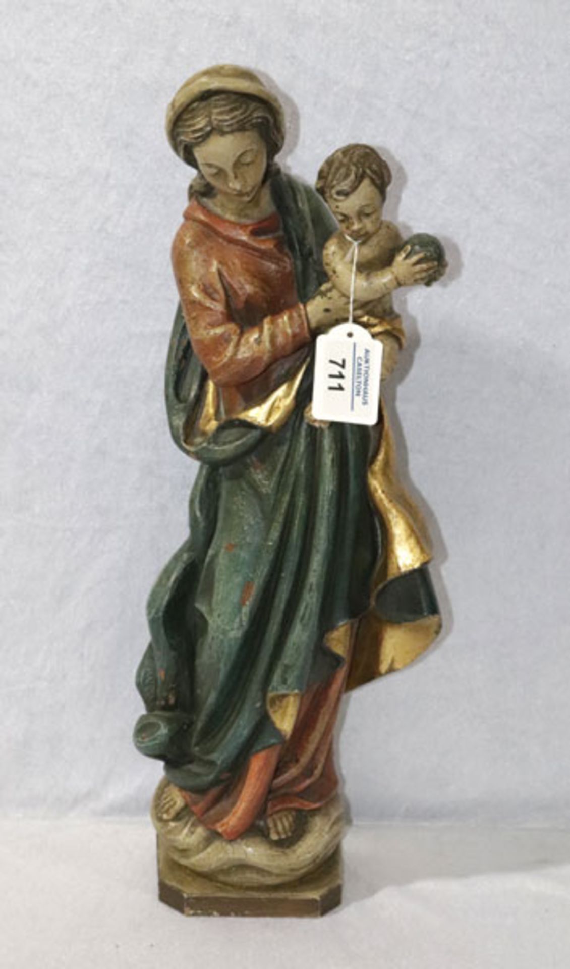 Holz Figurenskulptur 'Maria mit Kind', farbig gefaßt, Farbablösungen, H 46 cm, B 16 cm, T 9 cm,