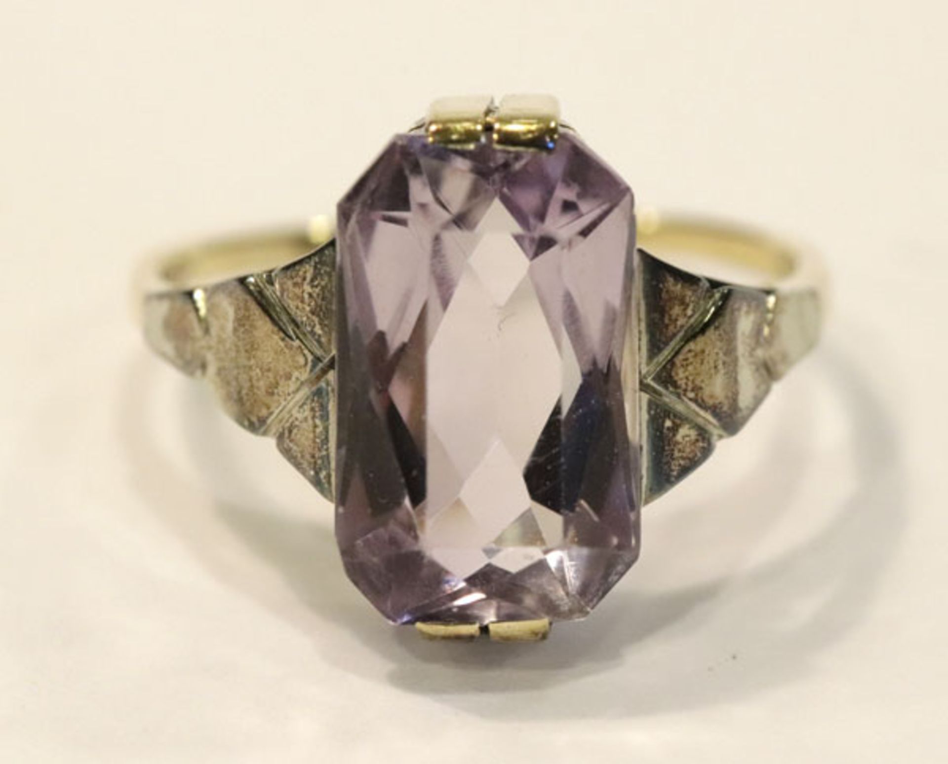 14 k Gelb- und Weißgold Ring mit Amethyst, 2,8 gr., Gr. 55