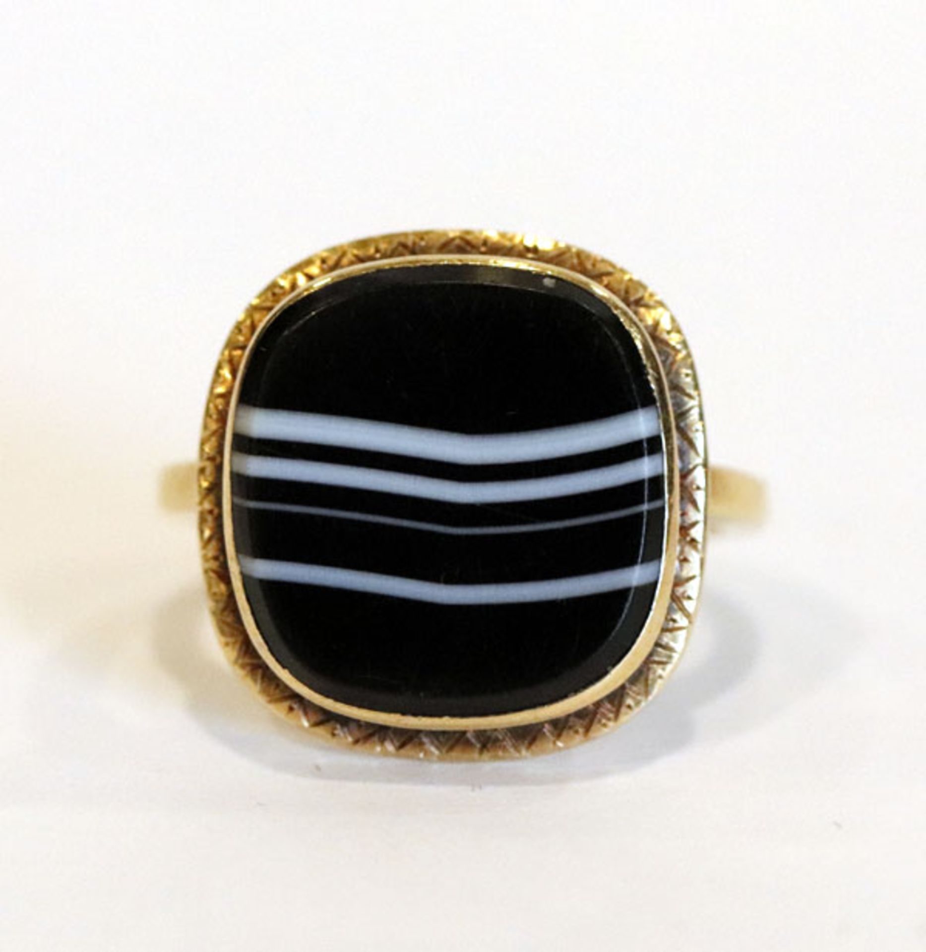 14 k Gelbgold Ring mit schwarz/weißem Achat, Gr. 52, 4,4 gr.