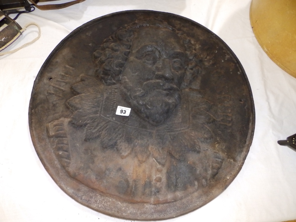 A heavy cast iron 'Shakespeare' circular plaque.