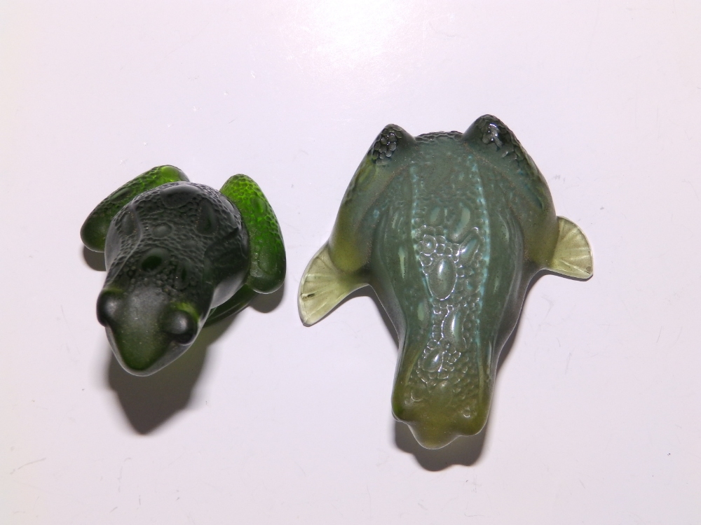 Two small Lalique green glass frogs, 2.5" across and 2" high. - Image 3 of 4