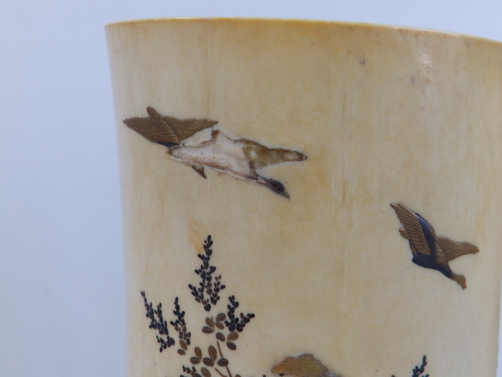 A pair of Japanese Meiji period shibayama inlaid ivory tusk vases, the sides decorated to show - Image 5 of 9