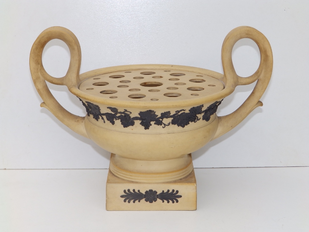 An early 19thC Wedgwood bough pot, of matt caneware colour applied dark brown/black grape vine - Image 2 of 5
