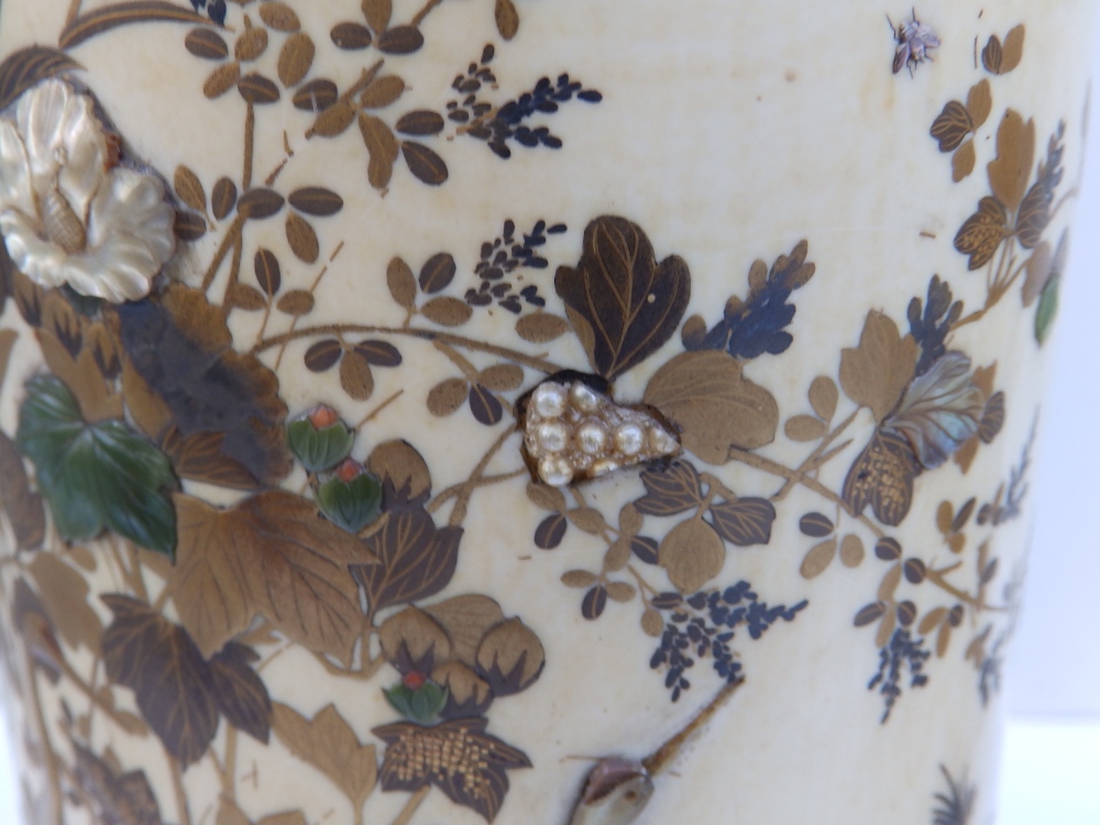 A pair of Japanese Meiji period shibayama inlaid ivory tusk vases, the sides decorated to show - Image 7 of 9
