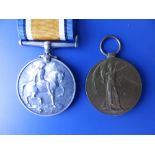 A WWI War Medal awarded to 2 Lieut. H.H. Sherratt together with a Victory Medal to Lieut W.