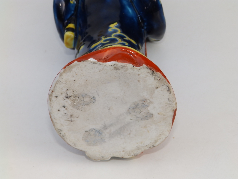 A 19thC Japanese porcelain figure of a bijin, carrying a yellow gourd over her shoulder, 11.75" - Image 3 of 3