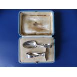 A cased Asprey silver pusher set - London 1939. (2).