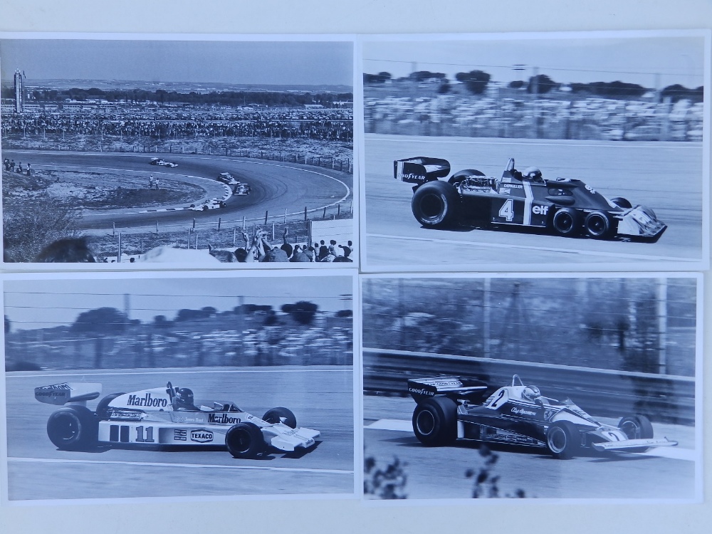 An archive collection of approximately 510 black & white Grand Prix motor racing photographs, - Image 9 of 23