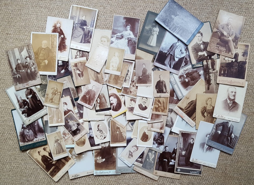 A collection of 51 cabinet cards and 49 cartes de visite.