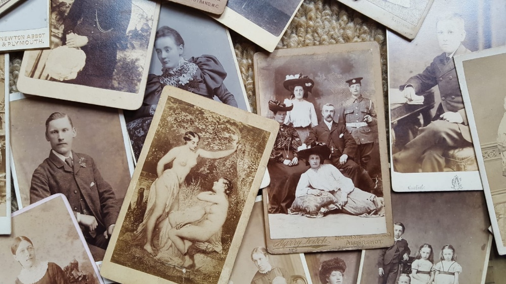 A collection of 90 cartes de visite including some nudes. - Image 3 of 5