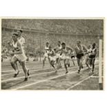 BERLIN OLYMPICS 1936 - ATHLETICS GREAT BRITAIN 4 X 400 GOLD MEDAL WINNERS