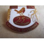 SPEEDWAY - SWINDON 1949 - 1974 GILT BADGE