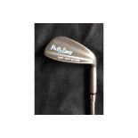 GOLF- PATTY BERG CUP DEFENDER WILSON RADIAL SOLE 9 IRON