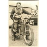 SPEEDWAY - 1958 IAN WILLIAMS SWINDON ORIGINAL PHOTOGRAPH