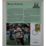 1990 WORLD CUP POSTCARD AUTOGRAPHED BY BRYAN ROBSON ( WEST BROM, MANCHESTER UTD & ENGLAND )