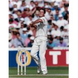 CRICKET - ORIGINAL PRESS PHOTOGRAPH OF GRAHAM HICK PLAYING FOR ENGLAND