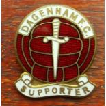 DAGENHAM FC - VINTAGE SUPPORTERS BADGE
