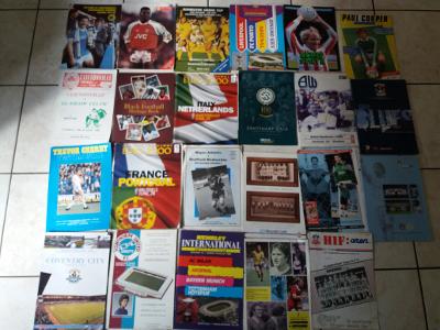 COLLECTION OF LARGE FORMAT BIG MATCH / SPECIALS PROGRAMMES