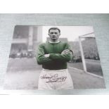 HARRY GREGG MANCHESTER UNITED SIGNED 16 X 12 PHOTO .