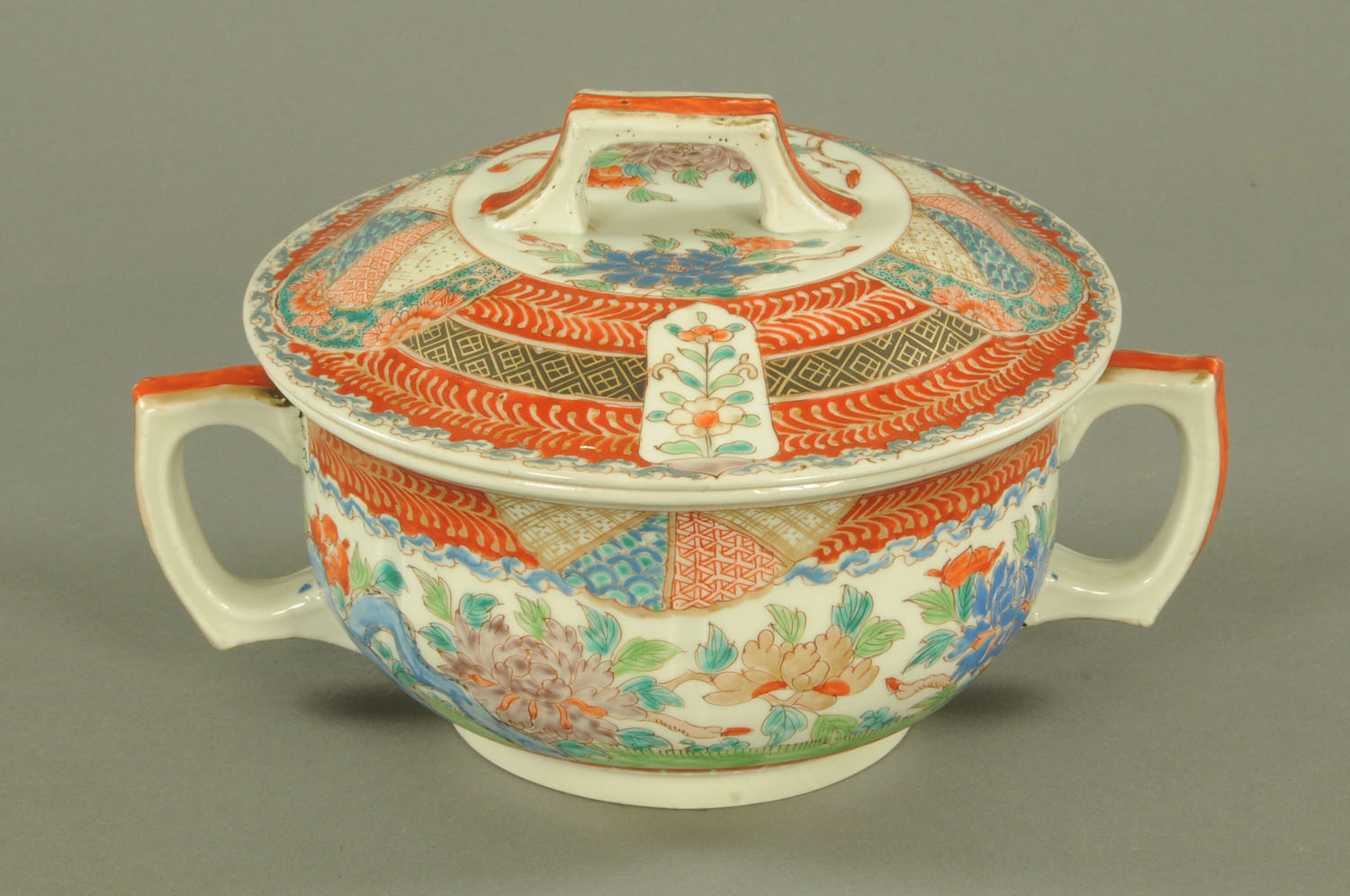 A Japanese Arita two handled bowl and cover, late 19th century,