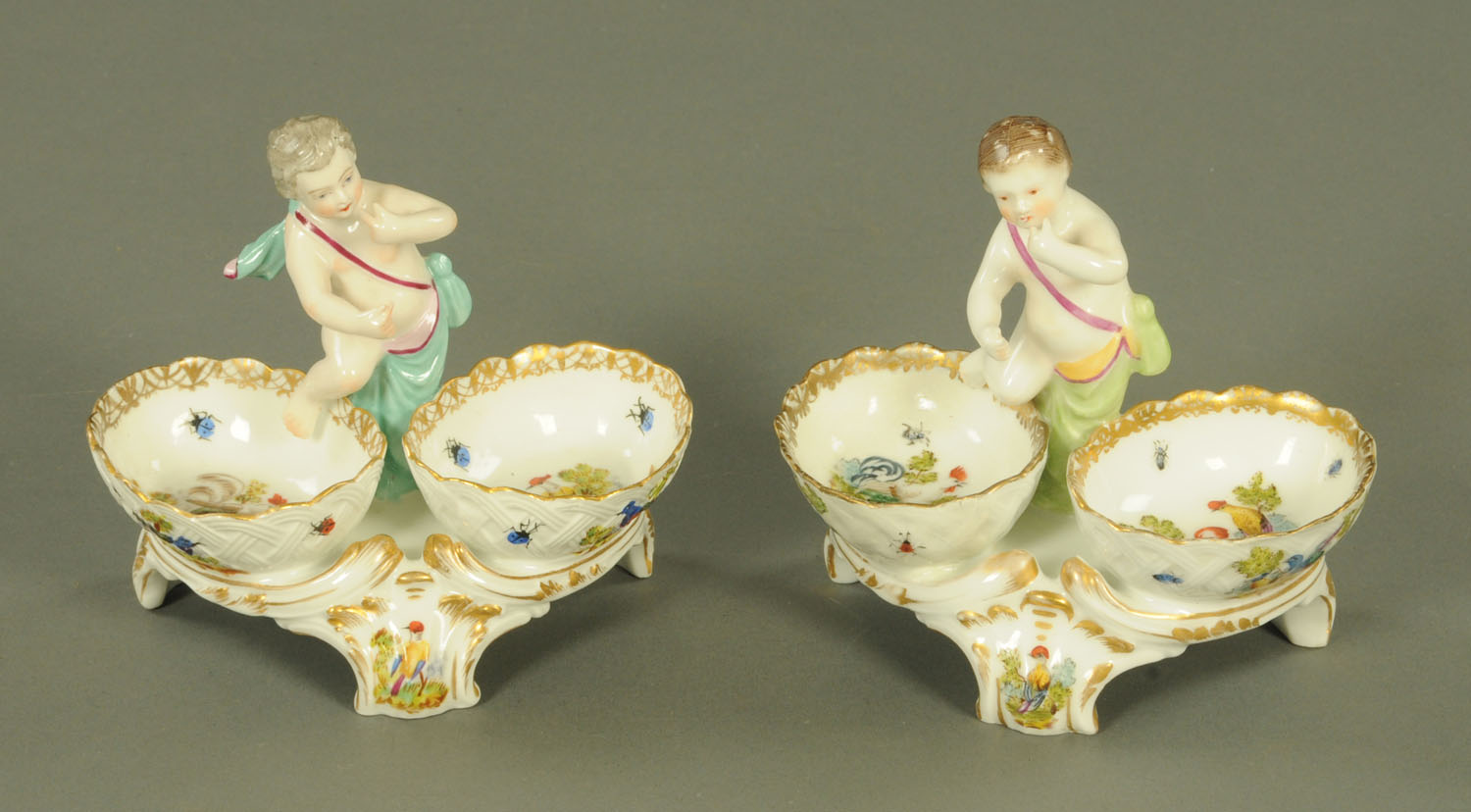 A pair of Samson of Paris porcelain salts, - Image 2 of 2