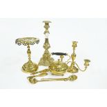 Large brass candlestick, +/- 39 cm, candelabra, teapot, shoehorns, etc.