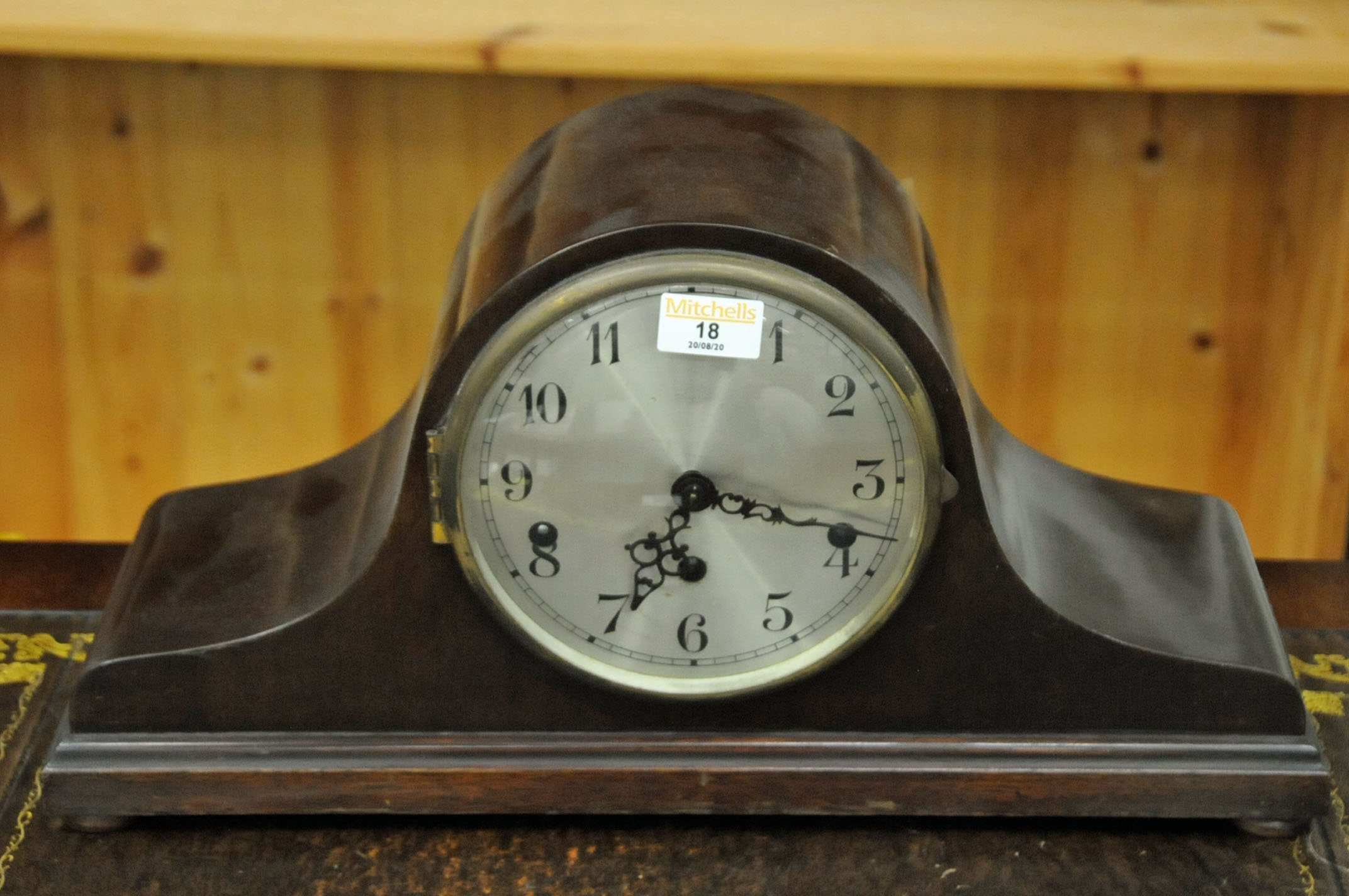 Mahogany mantle clock with key and pendulum