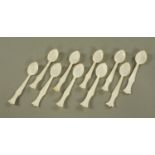 Ten Chinese mother of pearl spoons. Length 11 cm.