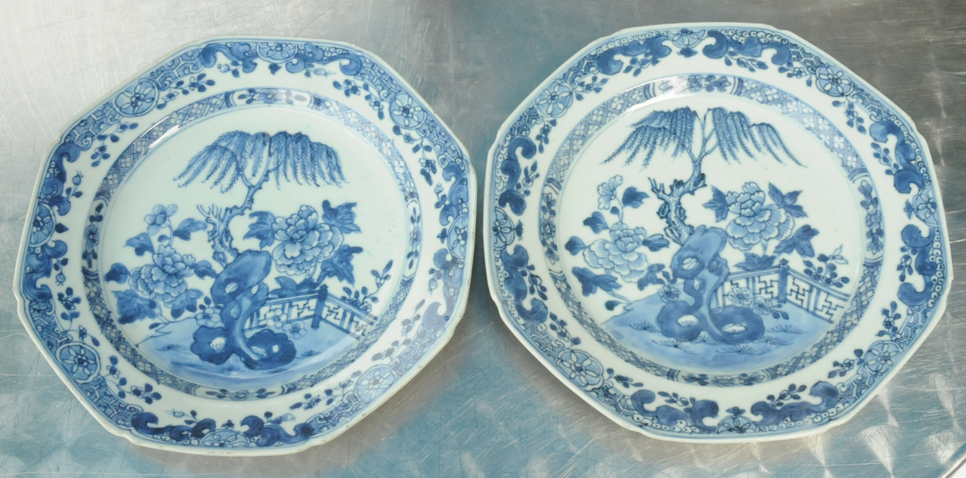 Four late 18th/early 19th century Chinese blue and white plates, with tree and fence patterns, - Image 2 of 8