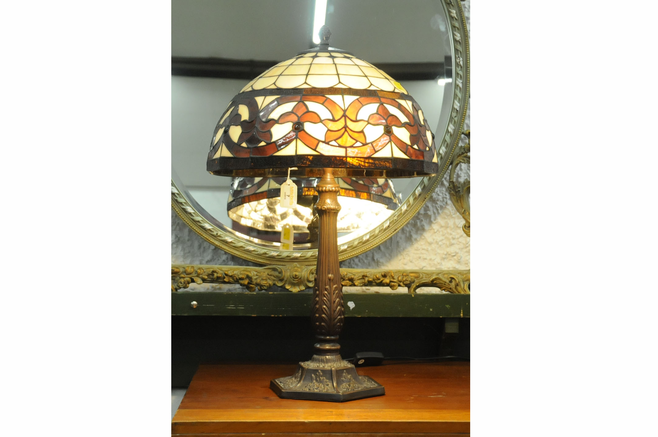 Tiffany style table lamp