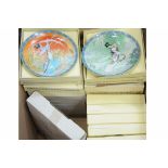 Box of Oriental collectors' plates