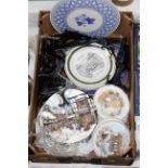 Box of collectors plates and stands and blue and white including Spode