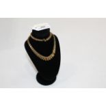 9 ct gold fancy link necklace,