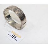 Silver foliate bangle