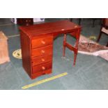 Ducal pine dressing table with 3 drawers