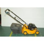 McCulloch Briggs & Stratton 450 series petrol lawn mower