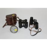 Pair of vintage Siddall of Chester binoculars (8 x 32),