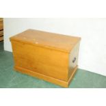 Pine bedding box with 2 drawers