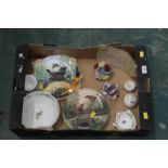 Box of Royal Doulton bird collectors' plates,